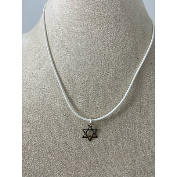 Star of David pendant necklace - Picture 1 of 4